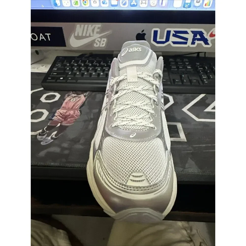 New Women's Size 9 Asics Gel-Kinetic Fluent White Running Shoes 1203A591-101